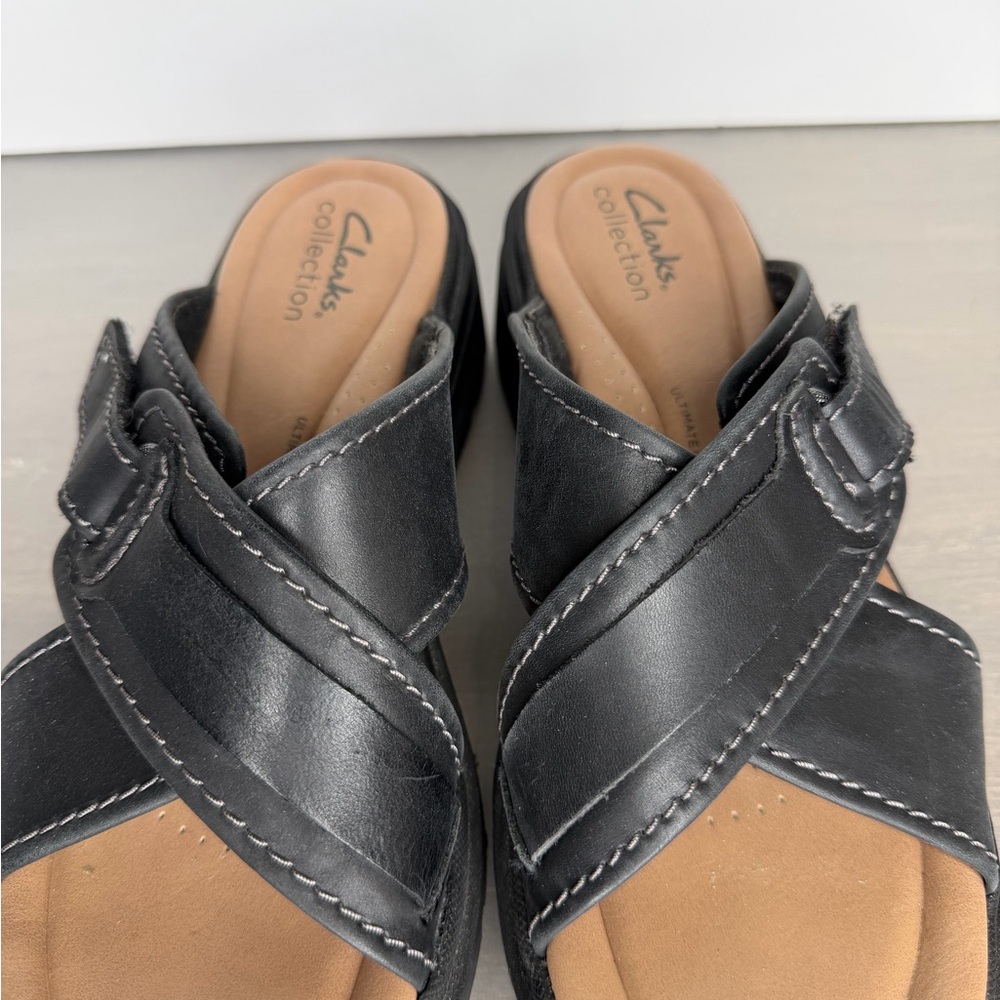 Clarks Black Leather Cross-Strap Slide Sandals Size 8 - Picture 4 of 8